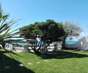 Splendida villa fronte mare con giardino e patio