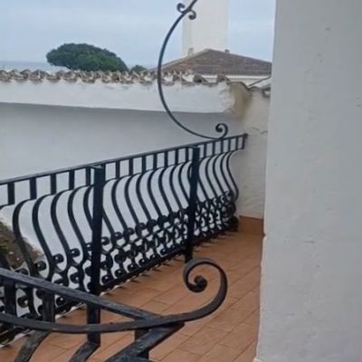 Casa vacanze al primo piano in residence esclusivo a due passi dal mare